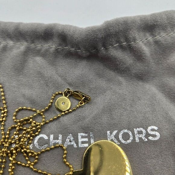 Michael Kors Gold-Tone Heart Pendant Necklace 30" Drawstring Dust Bag - Picture 5 of 5